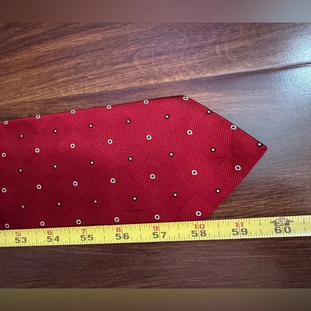 Brooks Brothers Makers Burgundy Pure Silk Tie with Geometric Design